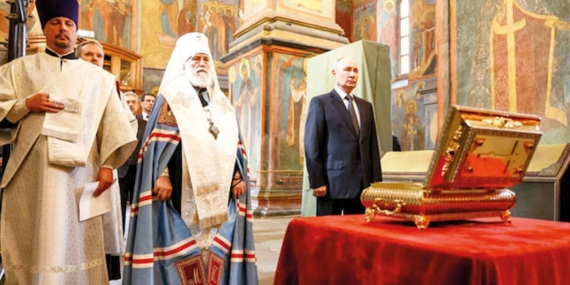 Rusya Ukrayna Cephesindeki Birliklerine 14. Yüzyıldan Kalan Tarihi Kalıntıları Taşıdı